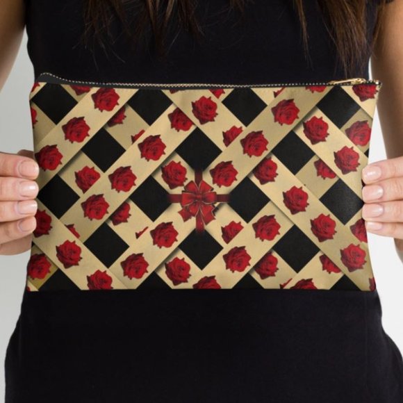 Red Rose 9x6 Cosmetic & Toiletry Handbag Organizer - Picture 2 of 6